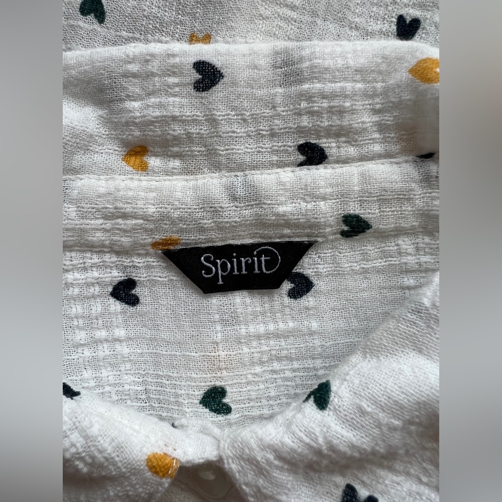 M&CO Heart Print Blouse - Picture 12 of 12